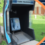 Cezaevlerinde telefonla görüşme yapabilmek için sistemde tanımlı bir şifreye ihtiyaç duyulur. Bu işlem artık dijital platformlar sayesinde oldukça kolaydır. cezaevi telefon şifresi başvurusu online olarak yapılabilir ve kısa süre içinde aktif hale gelir. Böylece aileler ve yakınlar iletişim sürecini gecikme yaşamadan sürdürebilir.